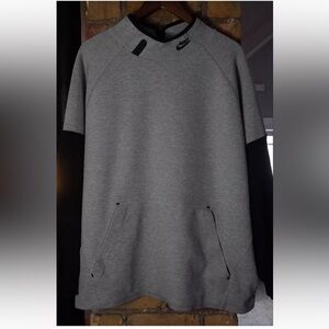 Nike Sportswear tech